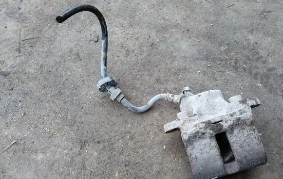 Renault Megane I Front brake caliper