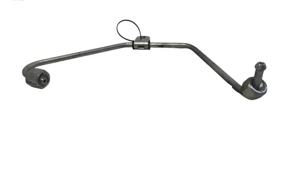 Opel Mokka Fuel injector supply line/pipe 