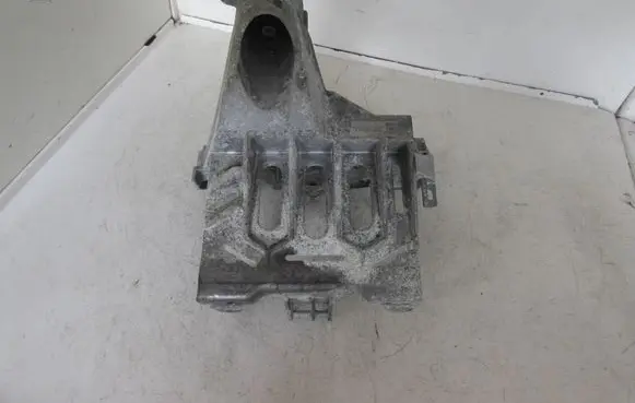 Tesla Model 3 A/C compressor mount bracket 150069600B CZ1112000020