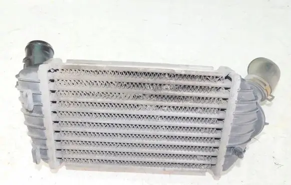 Volkswagen Polo III 6N 6N2 6NF Intercooler radiator 6E0145805B