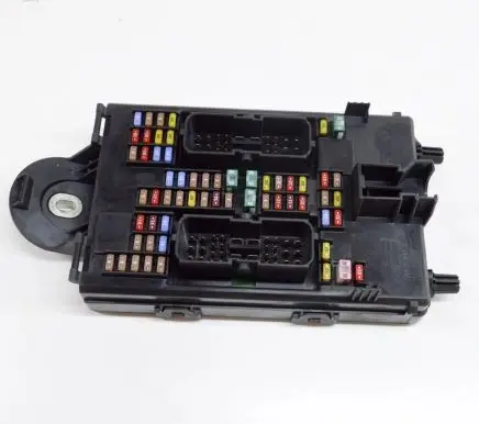 Volvo S90, V90 Fuse module 31682732