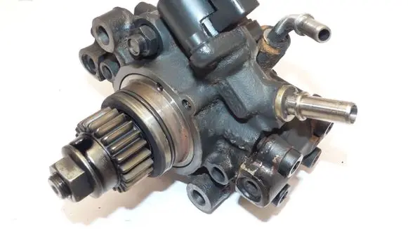 Renault Master III Fuel injection high pressure pump 167008683R