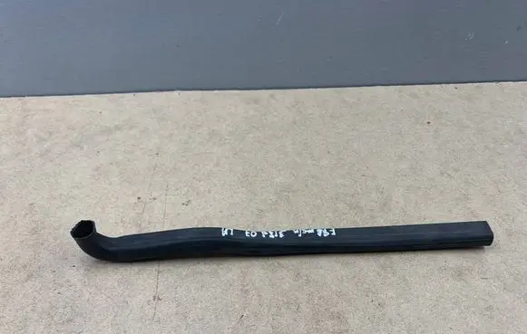 BMW 3 E90 E91 Engine compartment rubber 7159606 51237159606 51237159608