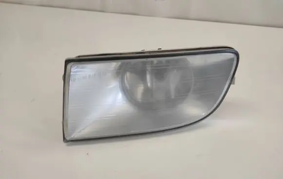 Skoda Octavia Mk2 (1Z) Front fog light 1Z0941699A 1Z0941701A