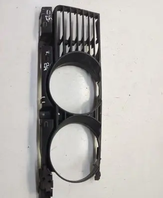 BMW 5 E34 Under headlight/headlamp trim 