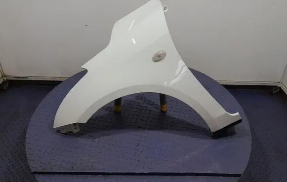Suzuki Swift II Fender
