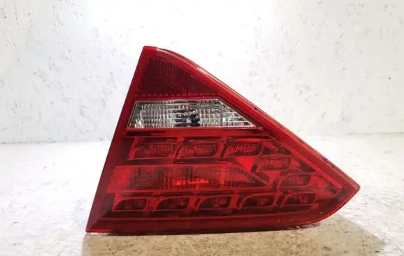 Audi A5 8T 8F Tailgate rear/tail lights 8T0945094A