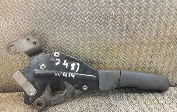 Mercedes-Benz Vaneo W414 Hand brake release handle 
