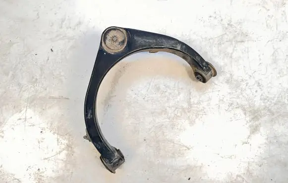 Dodge RAM Front upper control arm/wishbone 68282382