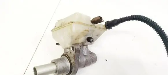 Peugeot 3008 I Master brake cylinder