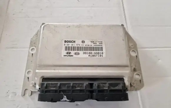 KIA Sorento Engine control unit/module 0281011579