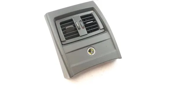 BMW 3 F30 F35 F31 Rear air vent grill 9218909 9207330 105016025