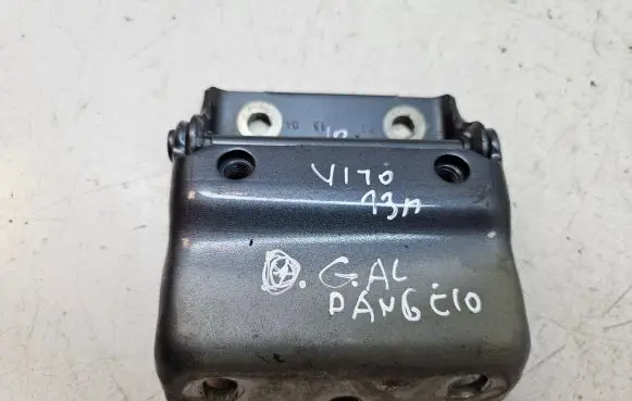 Mercedes-Benz Vito Viano W639 Tailgate/trunk/boot hinge 6397400037