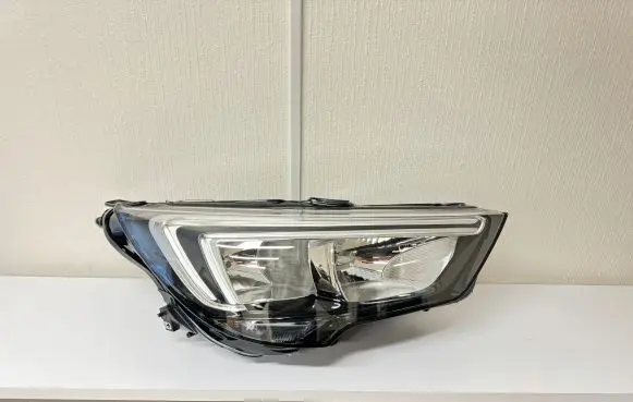 Opel Crossland X Headlight/headlamp 6519700000000 463944839 YQ00350780
