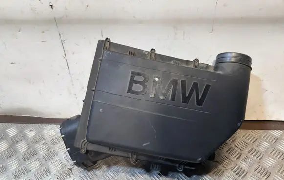 BMW 5 F10 F11 Air filter box 7604404 1371760591301 1371760440401