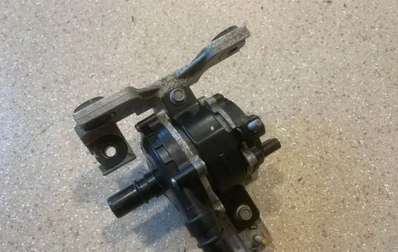 Hyundai Ioniq 5 Electric auxiliary coolant/water pump 375V5GI000