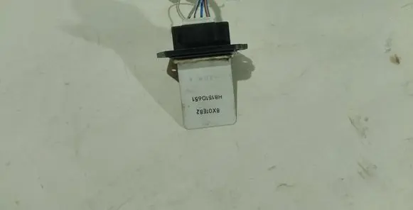 Mazda 2 Heater blower fan relay 8X01E82 HB151D651 SX09A