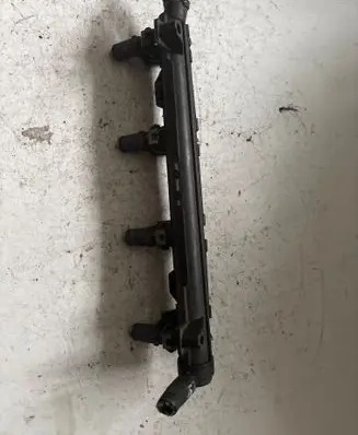 Volkswagen Golf VI Fuel main line pipe 036133320