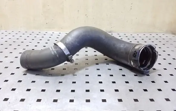Renault Trafic III (X82) Intercooler hose/pipe MANC0010506A