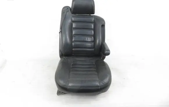 Hummer H2 Front passenger seat 