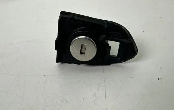 Ford Mustang VI Front door lock (next to the handle) DS7AF21991