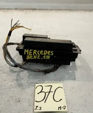 Mercedes-Benz E W124 Comfort/convenience module 1248203226