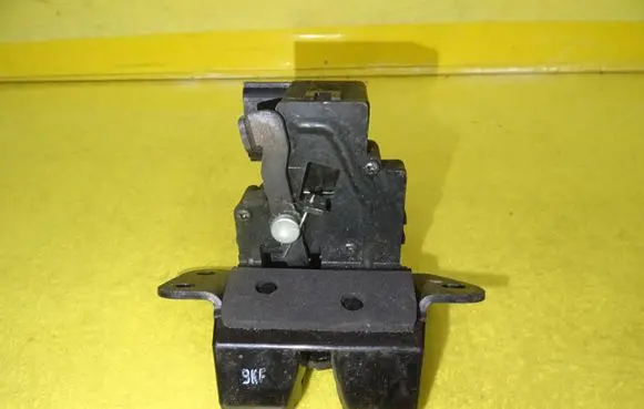 KIA Ceed Tailgate/trunk/boot lock/catch/latch