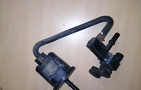 Jaguar X-Type Turbo solenoid valve 1X439C915BB