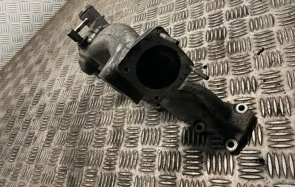 Chevrolet Captiva Intake manifold