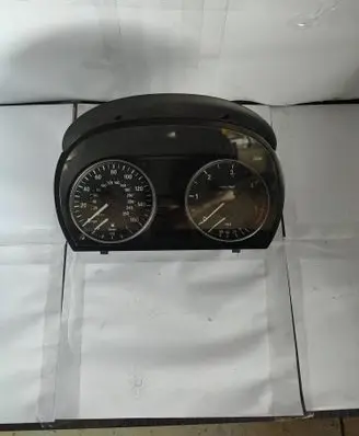 Speedometer (instrument cluster)