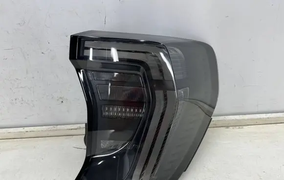 Ford Explorer Rear/tail lights r2kb-13404-bc