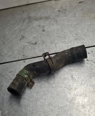 Volkswagen Transporter - Caravelle T4 Engine coolant pipe/hose 074121073N