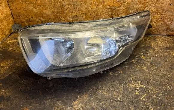Iveco Daily 6th gen Headlight/headlamp 5801473745 232232S 1387413875