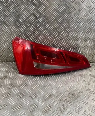 Audi Q5 SQ5 Rear/tail lights 8R0945093