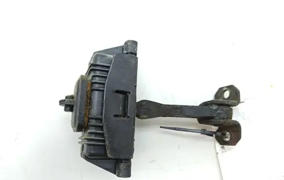 Mercedes-Benz Vito Viano W447 Front door check strap stopper 