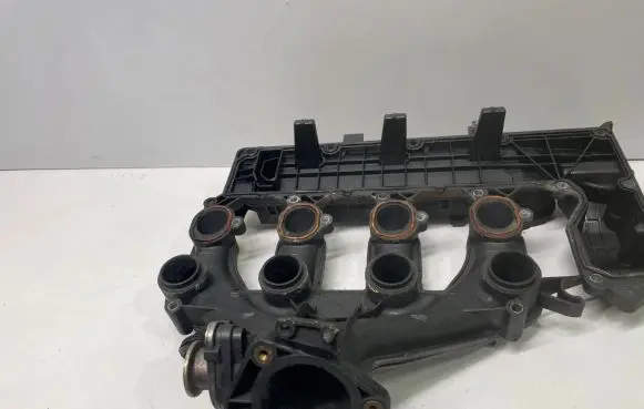 Ford Mondeo MK II Intake manifold 96626889