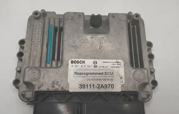 KIA Ceed Engine control unit/module 0281018641 391112A970 1039S588