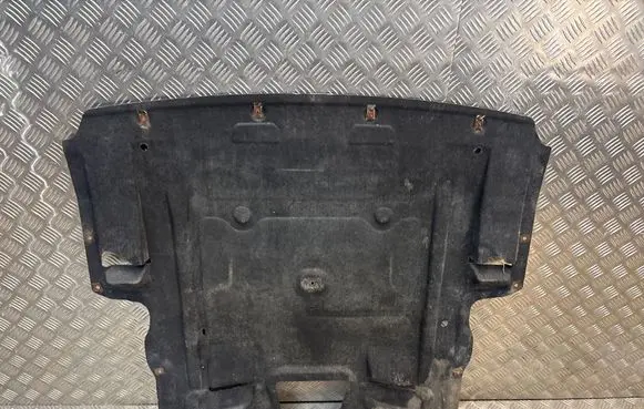 BMW 5 F10 F11 Engine splash shield/under tray 74850610