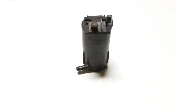 Suzuki Grand Vitara I Windscreen/windshield washer pump 0602101480