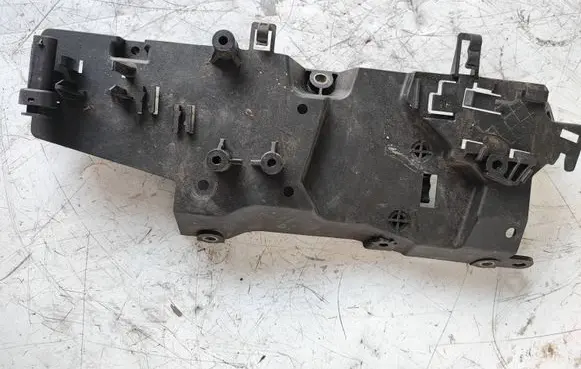 BMW X6 E71 Other engine bay part 7806494 6440410
