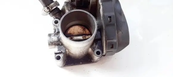 Seat Leon (1P) Throttle valve 408238321001 036133062