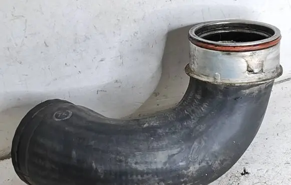 Mercedes-Benz E W210 Intercooler hose/pipe 2105281882 ZGS0014Q00