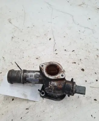 Volkswagen Sharan Engine coolant pipe/hose 038121133J