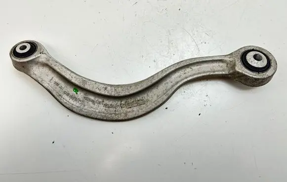 Porsche Cayenne (9Y0 9Y3) Rear control arm 4M0505371
