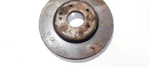 Mercedes-Benz C W203 Front brake disc ventiliuojamas