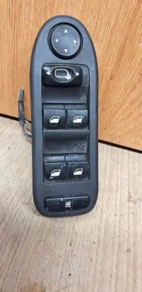 Peugeot 407 Electric window control switch 532697045