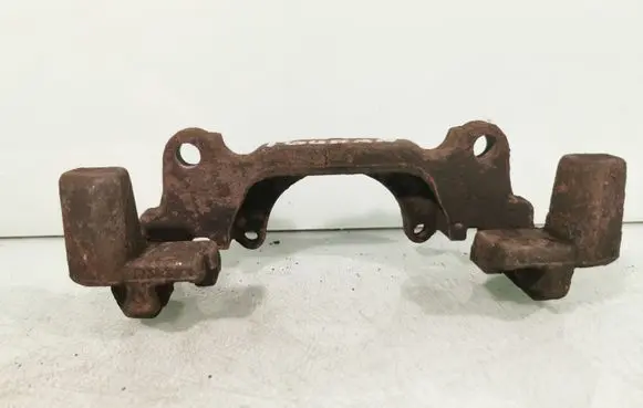 Volkswagen Touran I Front Brake Caliper Pad/Carrier 
