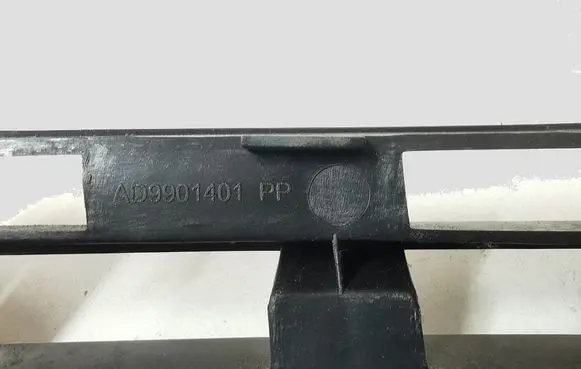 Audi A4 S4 B5 8D Front bumper lower grill AD9901401