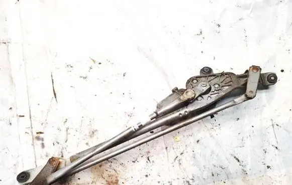 Suzuki Grand Vitara II Front wiper linkage and motor