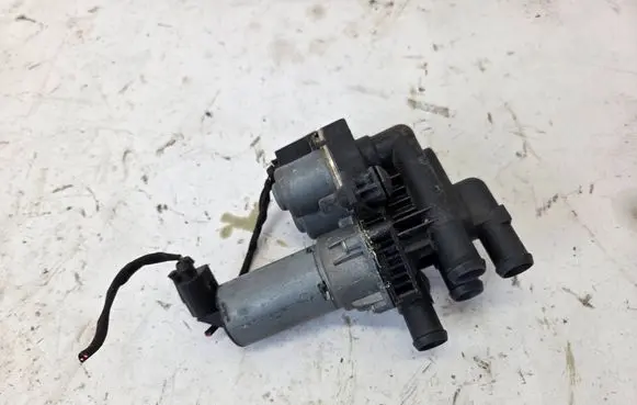 Mercedes-Benz CL C215 Coolant heater control valve 2208300084